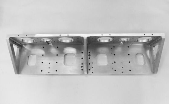 مرکز ماشینکاری متال سفارشی شده تیتانیوم فولاد ضد زنگ آنودیزه شده فرش CNC قطعات یدکی سفارشی شده 07